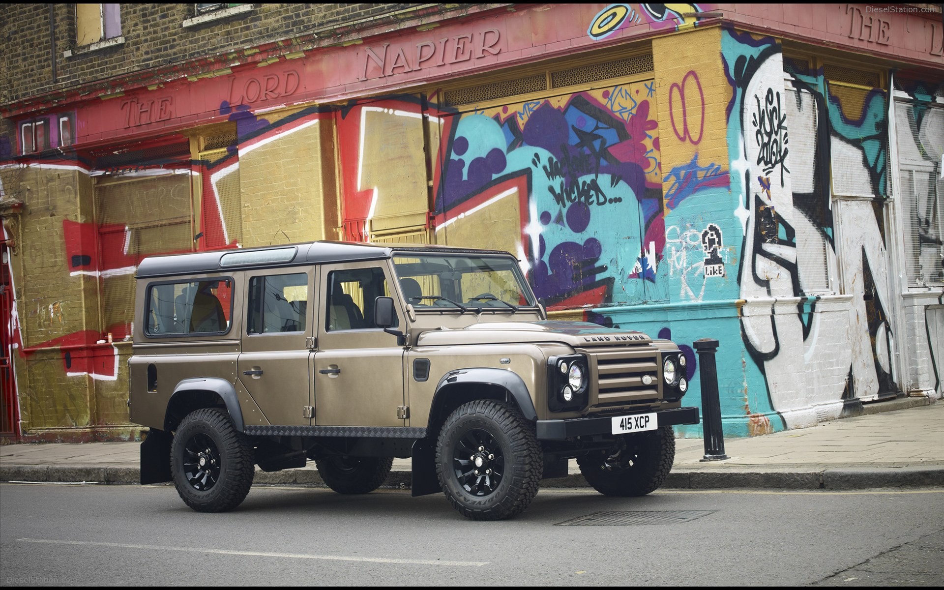 Land Rover Defender X-Tech 2011